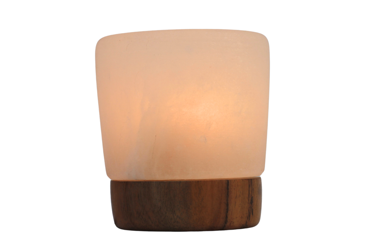 White Potohar Salt Lamp 2